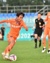 电竞比分- 曼联青训小将梅开二度抢镜  